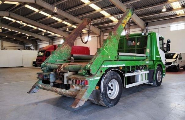 Scania P360 Hyvalift - Camião multibenne: foto 3 Scania P360 Hyvalift - Camião multibenne: foto 3