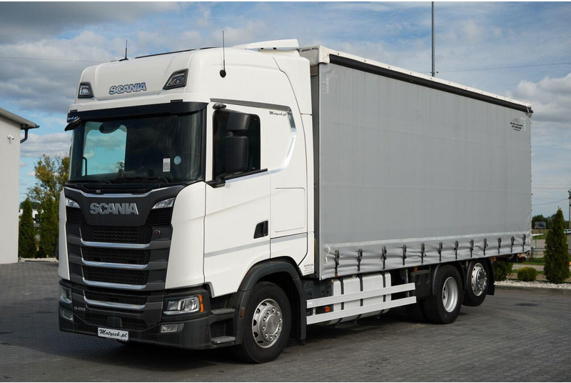 Scania S 450 / SOLÓWKA / 6X2 / OŚ PODNOSZONA / 2019 / - Camião de lona: foto 4 Scania S 450 / SOLÓWKA / 6X2 / OŚ PODNOSZONA / 2019 / - Camião de lona: foto 4