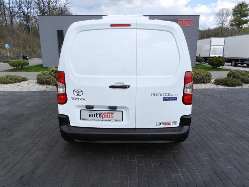 Carrinha frigorífica Toyota PROACE CITY FURGON CHŁODNIA -15*C ZASILANIE 230V TEMPOMAT KLIM: foto 11 Carrinha frigorífica Toyota PROACE CITY FURGON CHŁODNIA -15*C ZASILANIE 230V TEMPOMAT KLIM: foto 11