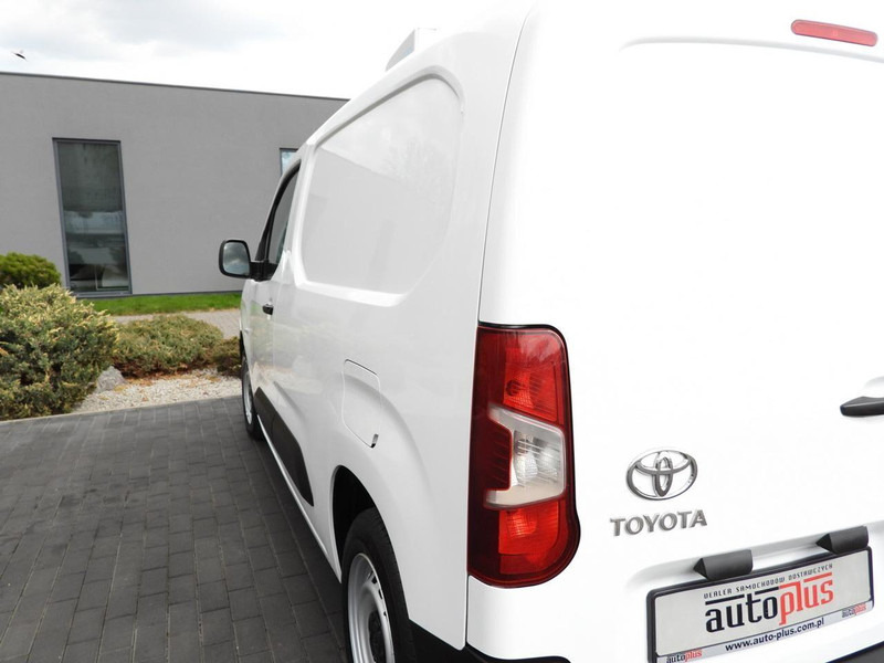 Carrinha frigorífica Toyota PROACE CITY FURGON CHŁODNIA -15*C ZASILANIE 230V TEMPOMAT KLIM: foto 18 Carrinha frigorífica Toyota PROACE CITY FURGON CHŁODNIA -15*C ZASILANIE 230V TEMPOMAT KLIM: foto 18