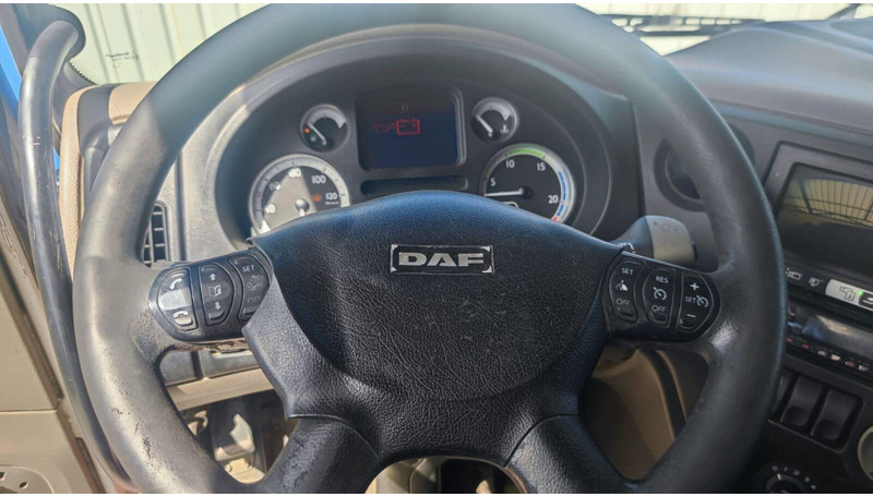 Tractor DAF XF 105.460 Lowdeck - MEGA: foto 12 Tractor DAF XF 105.460 Lowdeck - MEGA: foto 12