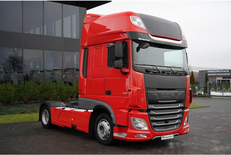 DAF XF 480 / LOW DECK / SUPER SPACE CAB / MEGA / 2021 - Tractor: foto 2 DAF XF 480 / LOW DECK / SUPER SPACE CAB / MEGA / 2021 - Tractor: foto 2