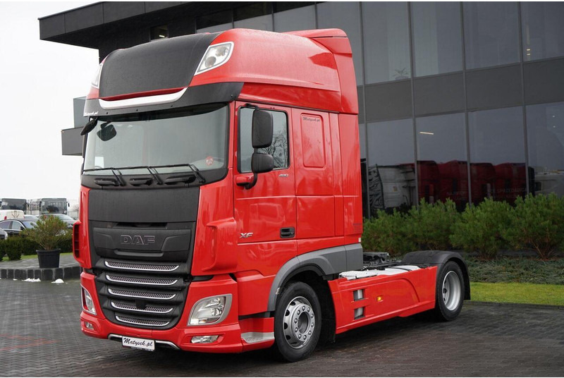 DAF XF 480 / LOW DECK / SUPER SPACE CAB / MEGA / 2021 - Tractor: foto 4 DAF XF 480 / LOW DECK / SUPER SPACE CAB / MEGA / 2021 - Tractor: foto 4