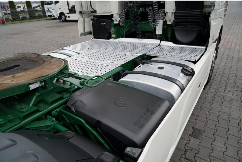 Tractor DAF XF 480 / SUPER SPACE CAB / I-PARK COOL /: foto 16 Tractor DAF XF 480 / SUPER SPACE CAB / I-PARK COOL /: foto 16