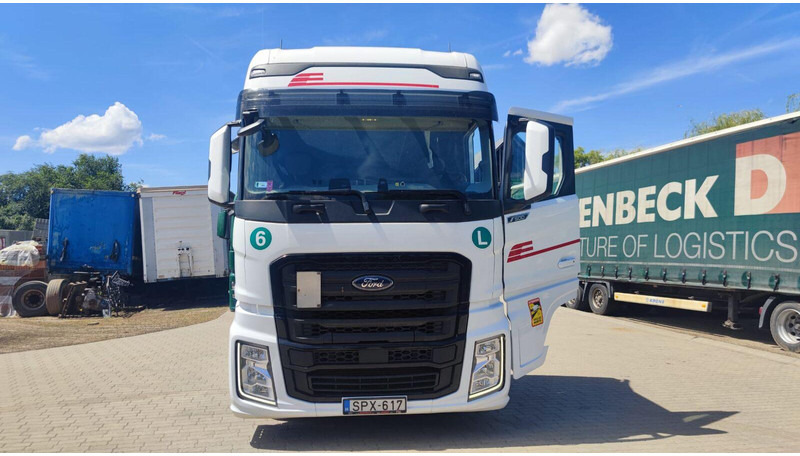 Ford F-Max 500 Lowdeck - MEGA - Tractor: foto 4 Ford F-Max 500 Lowdeck - MEGA - Tractor: foto 4