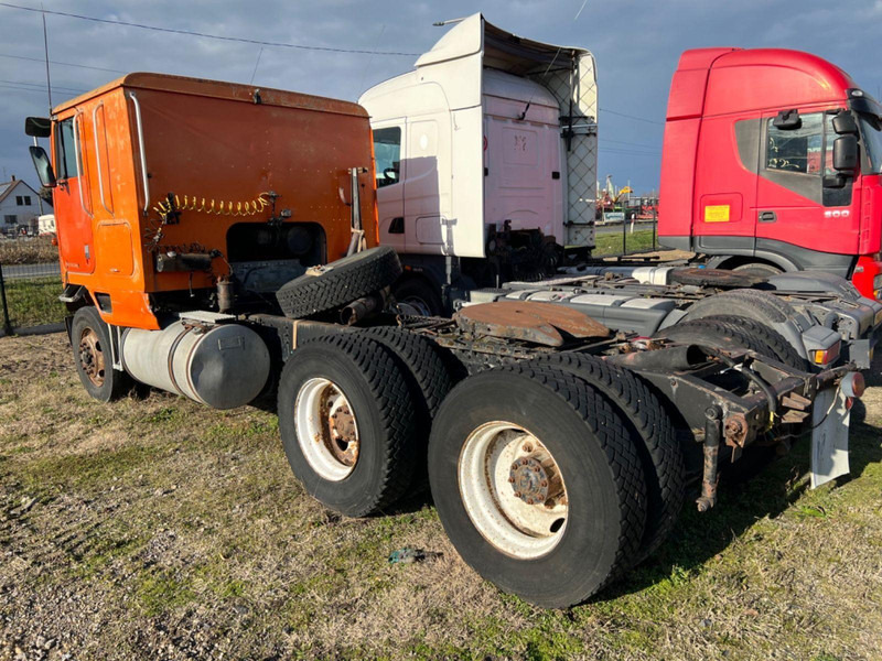 MACK INTERNATIONAL FSG 385 - Tractor: foto 3 MACK INTERNATIONAL FSG 385 - Tractor: foto 3