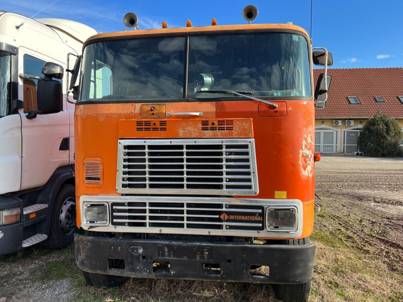 MACK INTERNATIONAL FSG 385 - Tractor: foto 2 MACK INTERNATIONAL FSG 385 - Tractor: foto 2