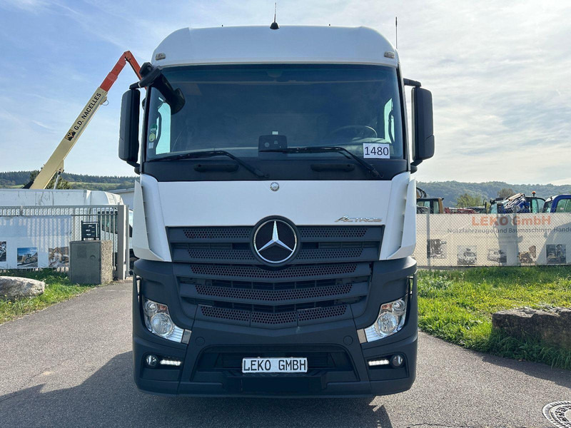 Mercedes-Benz Actros 1845 - Tractor: foto 2 Mercedes-Benz Actros 1845 - Tractor: foto 2
