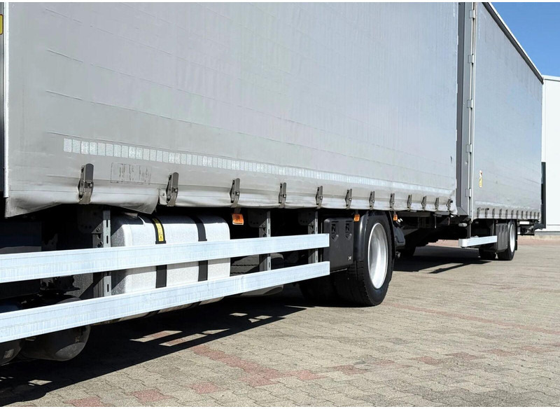 Renault T 380 - Tractor: foto 5 Renault T 380 - Tractor: foto 5