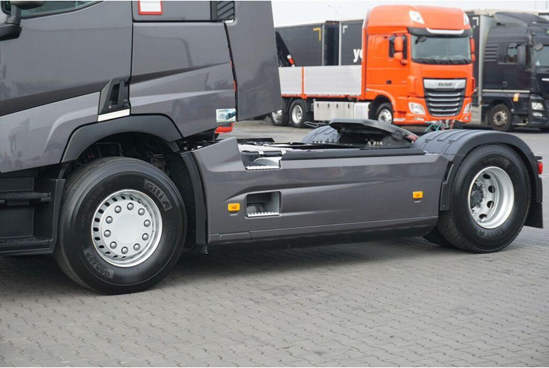 Renault T 460 / EURO 6 / ACC / SLEEPER CAB - Tractor: foto 4 Renault T 460 / EURO 6 / ACC / SLEEPER CAB - Tractor: foto 4