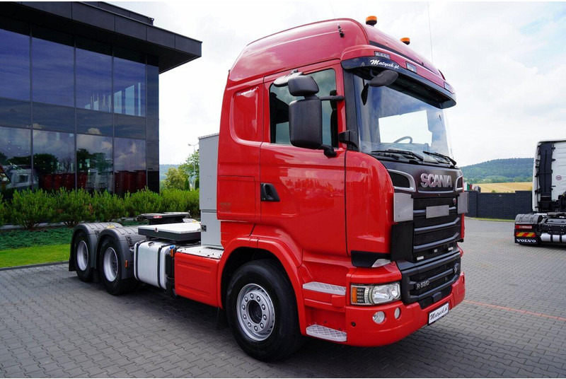 Scania R 580 / V8 / 6x4 / DMC: 150.000 KG / RETARDER / I-PARK COOL / PE - Tractor: foto 2 Scania R 580 / V8 / 6x4 / DMC: 150.000 KG / RETARDER / I-PARK COOL / PE - Tractor: foto 2
