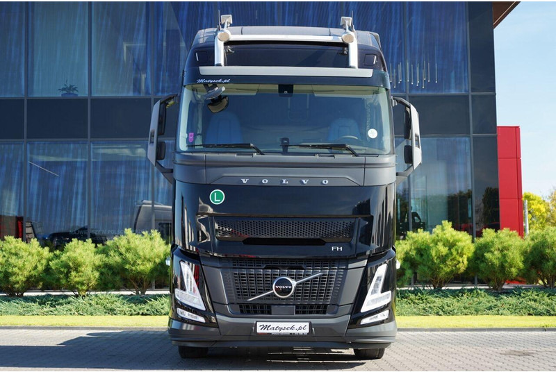 Volvo FH 500 / 2025 ROK / 97 TYS KM / XXL / I-SHIFT - Tractor: foto 4 Volvo FH 500 / 2025 ROK / 97 TYS KM / XXL / I-SHIFT - Tractor: foto 4