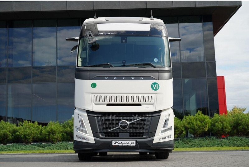 Volvo FH 500 AERO / 2025 ROK / I-SAVE / XXL / GWARANCJA FABRYCZNA - Tractor: foto 4 Volvo FH 500 AERO / 2025 ROK / I-SAVE / XXL / GWARANCJA FABRYCZNA - Tractor: foto 4