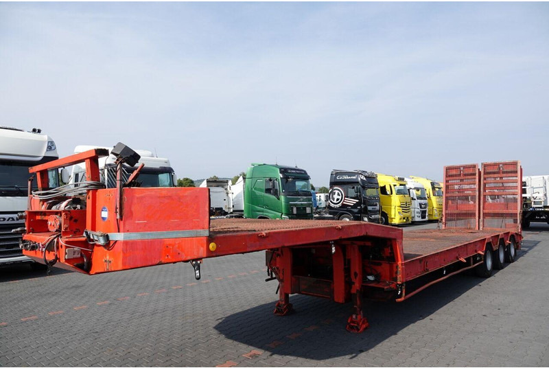 Verem NACZEPA LAWETA NISKOPODWOZIE / NAJAZDY HYDRAULICZNE / 3 OSIOWA / - Semi-reboque baixa: foto 4 Verem NACZEPA LAWETA NISKOPODWOZIE / NAJAZDY HYDRAULICZNE / 3 OSIOWA / - Semi-reboque baixa: foto 4