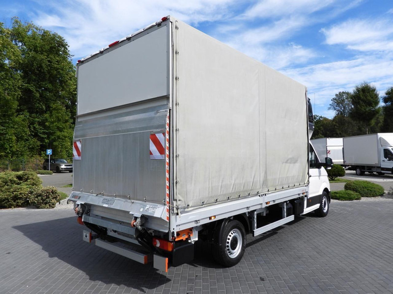 Volkswagen CRAFTER PLANDEKA WINDA 8 PALET WEBASTO TEMPOMAT LEDY KLIMATYZACJ - Carrinha de lona: foto 3 Volkswagen CRAFTER PLANDEKA WINDA 8 PALET WEBASTO TEMPOMAT LEDY KLIMATYZACJ - Carrinha de lona: foto 3