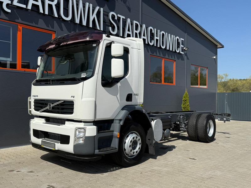 Volvo FE 18.280 FL FM //DAF DAF CF 65.220 E5 // rama pod zabudow - Camião chassi: foto 1 Volvo FE 18.280 FL FM //DAF DAF CF 65.220 E5 // rama pod zabudow - Camião chassi: foto 1