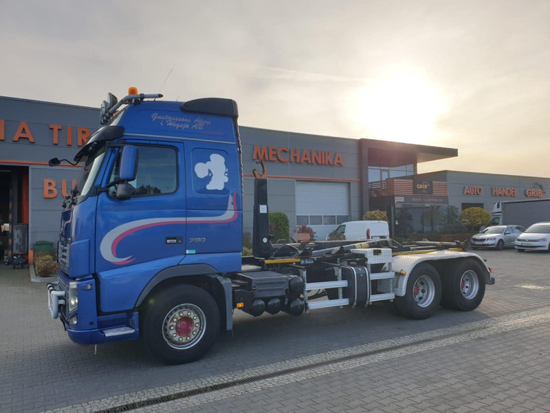 Volvo FH 16 750 - Camião polibenne: foto 2 Volvo FH 16 750 - Camião polibenne: foto 2