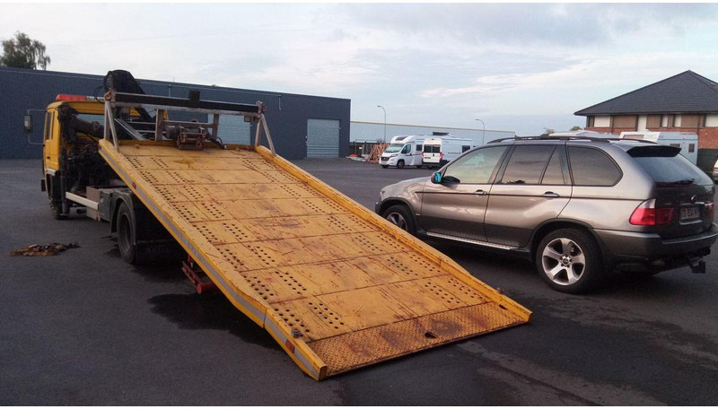 Volvo FL611 Car transporter + crane Hiab 071 - Camião transporte de veículos: foto 3 Volvo FL611 Car transporter + crane Hiab 071 - Camião transporte de veículos: foto 3