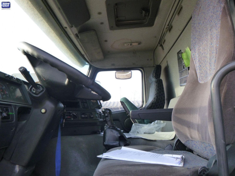 Volvo FM 12.380. - Camião cisterna: foto 5 Volvo FM 12.380. - Camião cisterna: foto 5