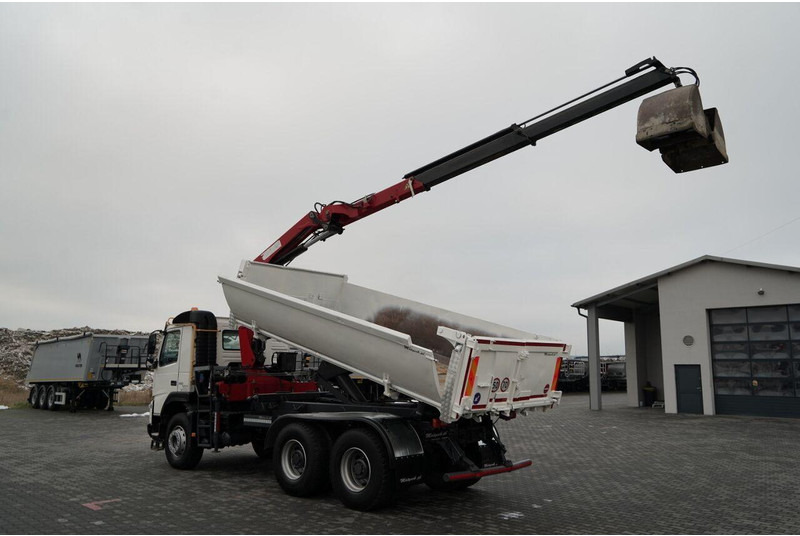 Volvo FMX 380 / 6x4 / WYWROTKA + HDS HMF 1820 K2 / HYDROBURTA / STEROW - Camião basculante, Camião grua: foto 3 Volvo FMX 380 / 6x4 / WYWROTKA + HDS HMF 1820 K2 / HYDROBURTA / STEROW - Camião basculante, Camião grua: foto 3