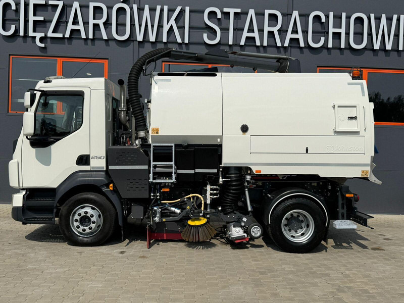 Volvo VOLVO FL 15.250 Euro 6 // zamiatarka dwustronna JOHNSTON VT652 - Varredora urbana: foto 2 Volvo VOLVO FL 15.250 Euro 6 // zamiatarka dwustronna JOHNSTON VT652 - Varredora urbana: foto 2