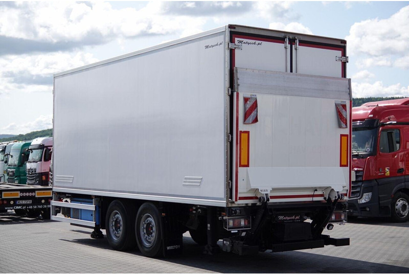 Wielton PRZYCZEPA CHŁODNIA / IGLOOCAR / THERMO KING - FRIGOBLOCK / WINDA - Reboque frigorífico: foto 4 Wielton PRZYCZEPA CHŁODNIA / IGLOOCAR / THERMO KING - FRIGOBLOCK / WINDA - Reboque frigorífico: foto 4