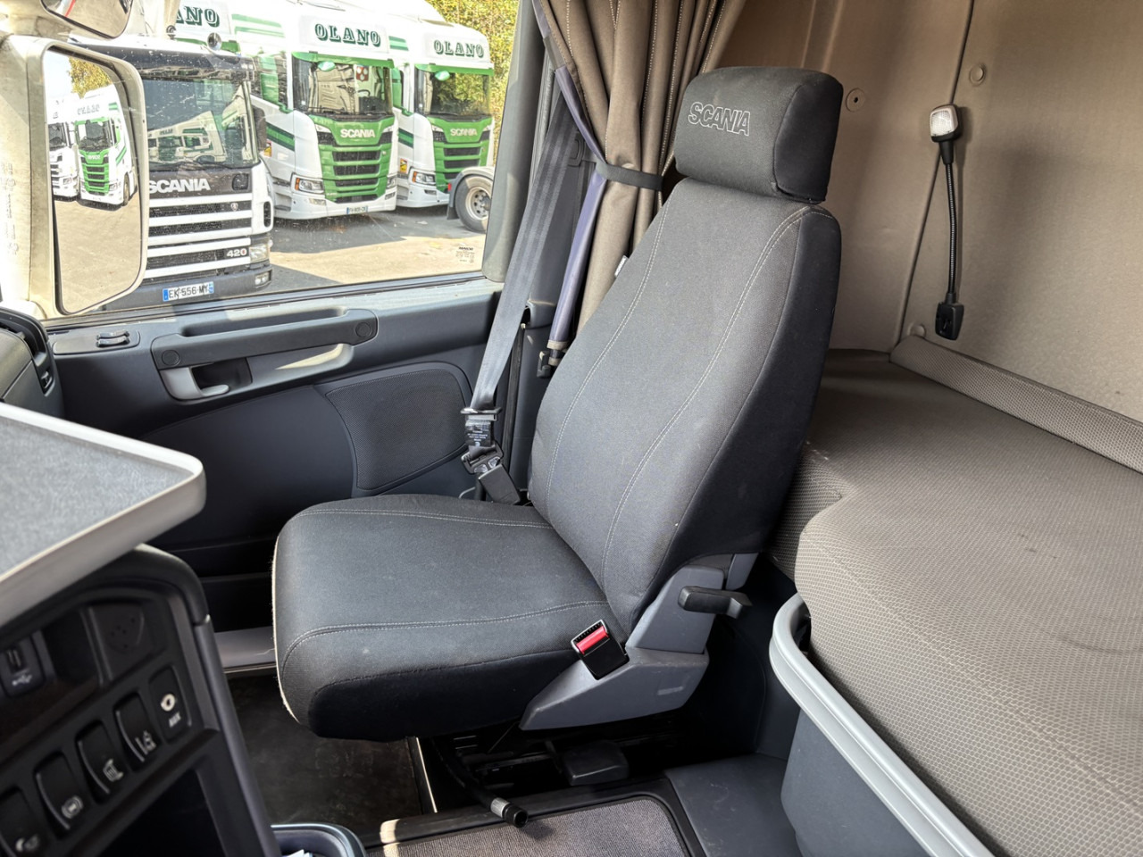 Locação financeira de SCANIA R 580 CB6x4HHZ SCANIA R 580 CB6x4HHZ: foto 7 Locação financeira de SCANIA R 580 CB6x4HHZ SCANIA R 580 CB6x4HHZ: foto 7