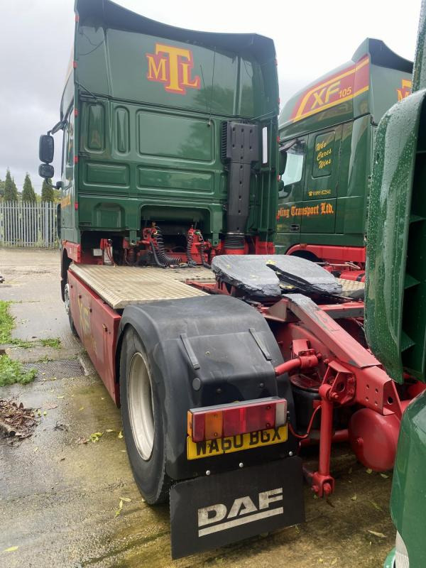 DAF XF Euro 5 105-460 4x2 Super Space Cab 4x2 XF Super Space cab Auto - Tractor: foto 3 DAF XF Euro 5 105-460 4x2 Super Space Cab 4x2 XF Super Space cab Auto - Tractor: foto 3
