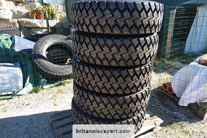 FACTORY Retread 285/70R19.5 Truck Tyres | Quarry Tread | Heavy-Duty | Export Ready - Pneu: foto 3 FACTORY Retread 285/70R19.5 Truck Tyres | Quarry Tread | Heavy-Duty | Export Ready - Pneu: foto 3