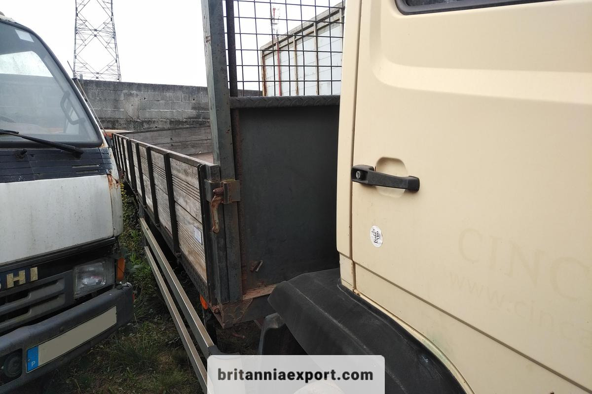 MERCEDES-BENZ 1314 | OM366 6 Cylinder | 4x2 6 Tyres | 13 Ton | On Springs - Camião de caixa aberta/ Plataforma: foto 4 MERCEDES-BENZ 1314 | OM366 6 Cylinder | 4x2 6 Tyres | 13 Ton | On Springs - Camião de caixa aberta/ Plataforma: foto 4