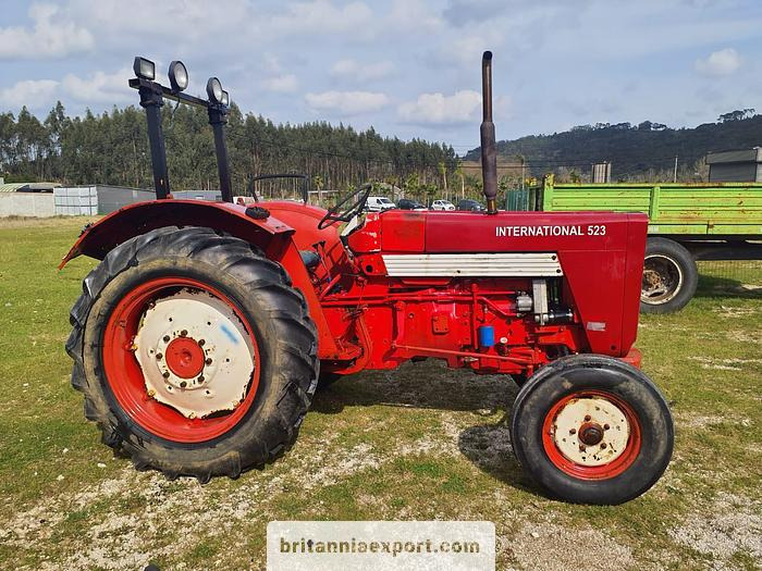 International Harvester McCormick 523 | 2.9 diesel | 3 cylinder | - Máquina agrícola: foto 1 International Harvester McCormick 523 | 2.9 diesel | 3 cylinder | - Máquina agrícola: foto 1