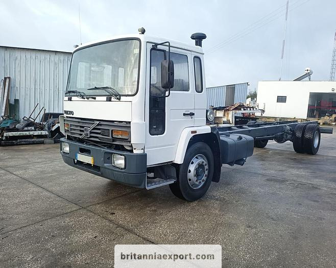 VOLVO FL619 Intercooler | Manual Pump | 19 Ton | On 10 Studs | Full Springs Suspension | - Camião chassi: foto 2 VOLVO FL619 Intercooler | Manual Pump | 19 Ton | On 10 Studs | Full Springs Suspension | - Camião chassi: foto 2