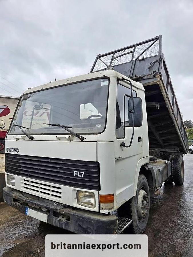 VOLVO FL7 260 HP 6 Cylinder | 19 Ton 3-Way Tipper Truck - Camião basculante: foto 1 VOLVO FL7 260 HP 6 Cylinder | 19 Ton 3-Way Tipper Truck - Camião basculante: foto 1