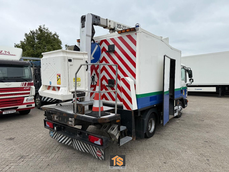 MAN TGL 12.210 EURO 5 - MANUAL - VERSALIFT VST-237-NF HEIGHT 14 M - BELGIUM TRUCK - TOP! - Camião, Camião grua: foto 2 MAN TGL 12.210 EURO 5 - MANUAL - VERSALIFT VST-237-NF HEIGHT 14 M - BELGIUM TRUCK - TOP! - Camião, Camião grua: foto 2
