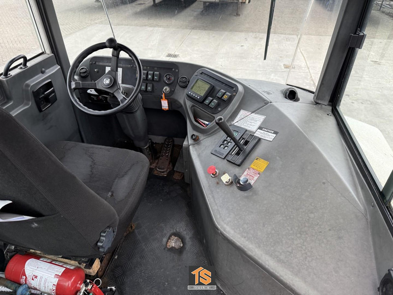 Kalmar T2 TERMINAL TRUCK - 11423 HOURS - TOP! - Tractor de terminal: foto 5 Kalmar T2 TERMINAL TRUCK - 11423 HOURS - TOP! - Tractor de terminal: foto 5