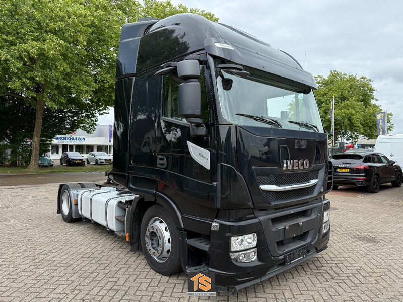 Iveco AS 460 Mega EURO 6 - AUTOMATIC - 2 TANKS - HEBESATTEL/HEFSCHOTEL/LIFTING FIFTH WHEEL - Tractor: foto 3 Iveco AS 460 Mega EURO 6 - AUTOMATIC - 2 TANKS - HEBESATTEL/HEFSCHOTEL/LIFTING FIFTH WHEEL - Tractor: foto 3