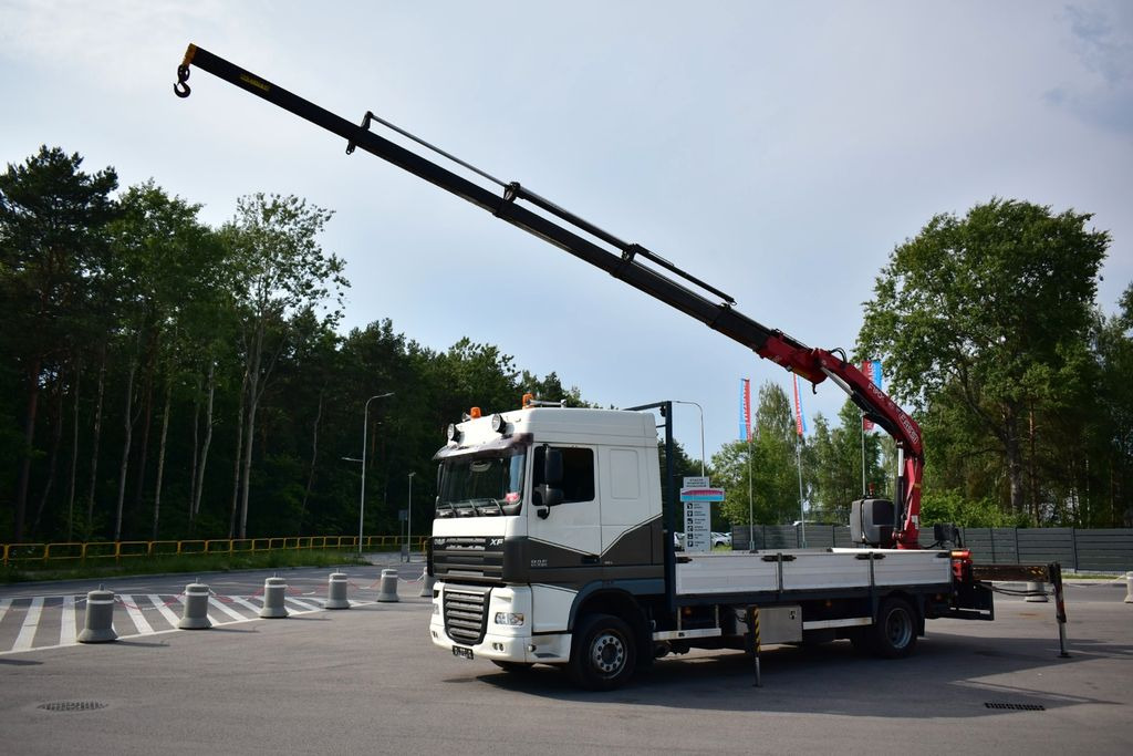 DAF XF 105.410 4x2 FASSI F 190 Trailer - Camião grua, Camião de caixa aberta/ Plataforma: foto 5 DAF XF 105.410 4x2 FASSI F 190 Trailer - Camião grua, Camião de caixa aberta/ Plataforma: foto 5
