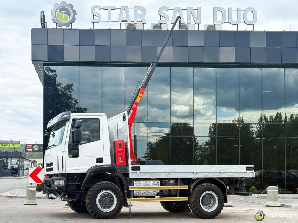 Iveco Eurocargo 4x4 HMF 202 Euro 6 mileage: 76,000 k - Camião grua: foto 1 Iveco Eurocargo 4x4 HMF 202 Euro 6 mileage: 76,000 k - Camião grua: foto 1