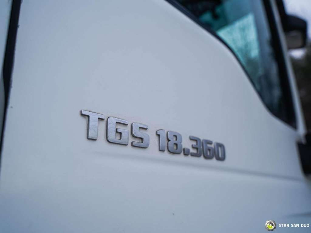 Camião basculante MAN  TGS 18.360 4x4 HIAB 144 E-4 Crane Kipper: foto 11