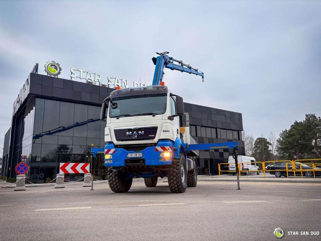 MAN TGS 18.440 4x4 HIAB 166 E-4 CRANE KRAN MAN TGS 18.440 4x4 HIAB 166 E-4 CRANE KRAN - Camião grua, Camião de caixa aberta/ Plataforma: foto 3 MAN TGS 18.440 4x4 HIAB 166 E-4 CRANE KRAN MAN TGS 18.440 4x4 HIAB 166 E-4 CRANE KRAN - Camião grua, Camião de caixa aberta/ Plataforma: foto 3