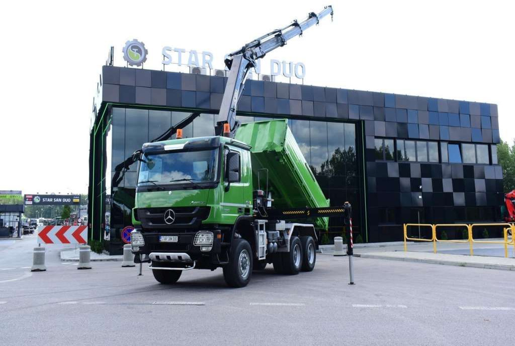 Camião basculante Mercedes-Benz  ACTROS 3346 6x6 HIAB 244EP-4 Crane Kipper: foto 12