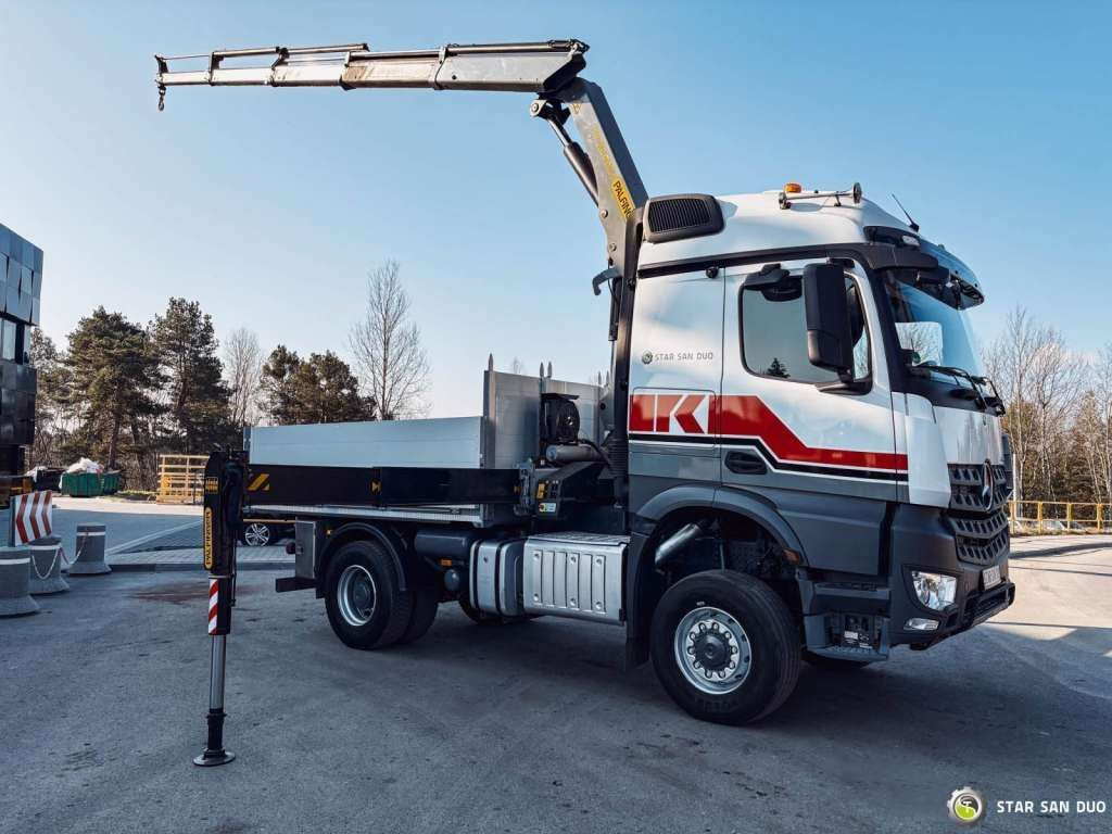 Mercedes-Benz AROCS 1851 PALFINGER PK 20002 Crane Kran - Camião grua: foto 3 Mercedes-Benz AROCS 1851 PALFINGER PK 20002 Crane Kran - Camião grua: foto 3