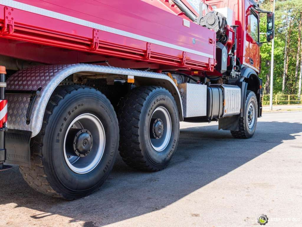 Camião grua Mercedes-Benz  AROCS 3345 6x6 HMF 3220 Winch Crane tipper: foto 20