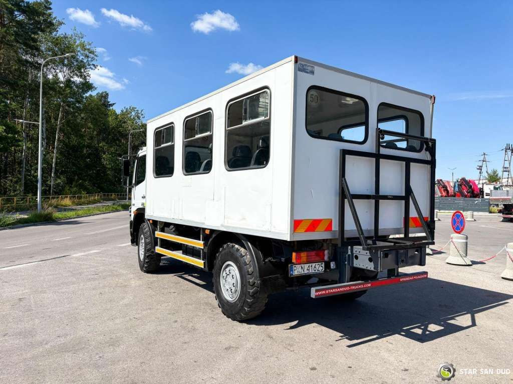 Locação financeira de  Mercedes-Benz  ATEGO 1326 4x4 Double Cab Camper BUS Mercedes-Benz  ATEGO 1326 4x4 Double Cab Camper BUS: foto 8