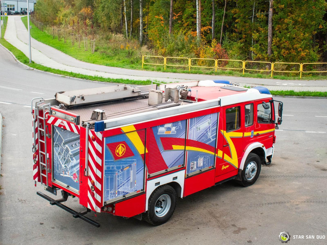 - Carro de bombeiro: foto 3 - Carro de bombeiro: foto 3