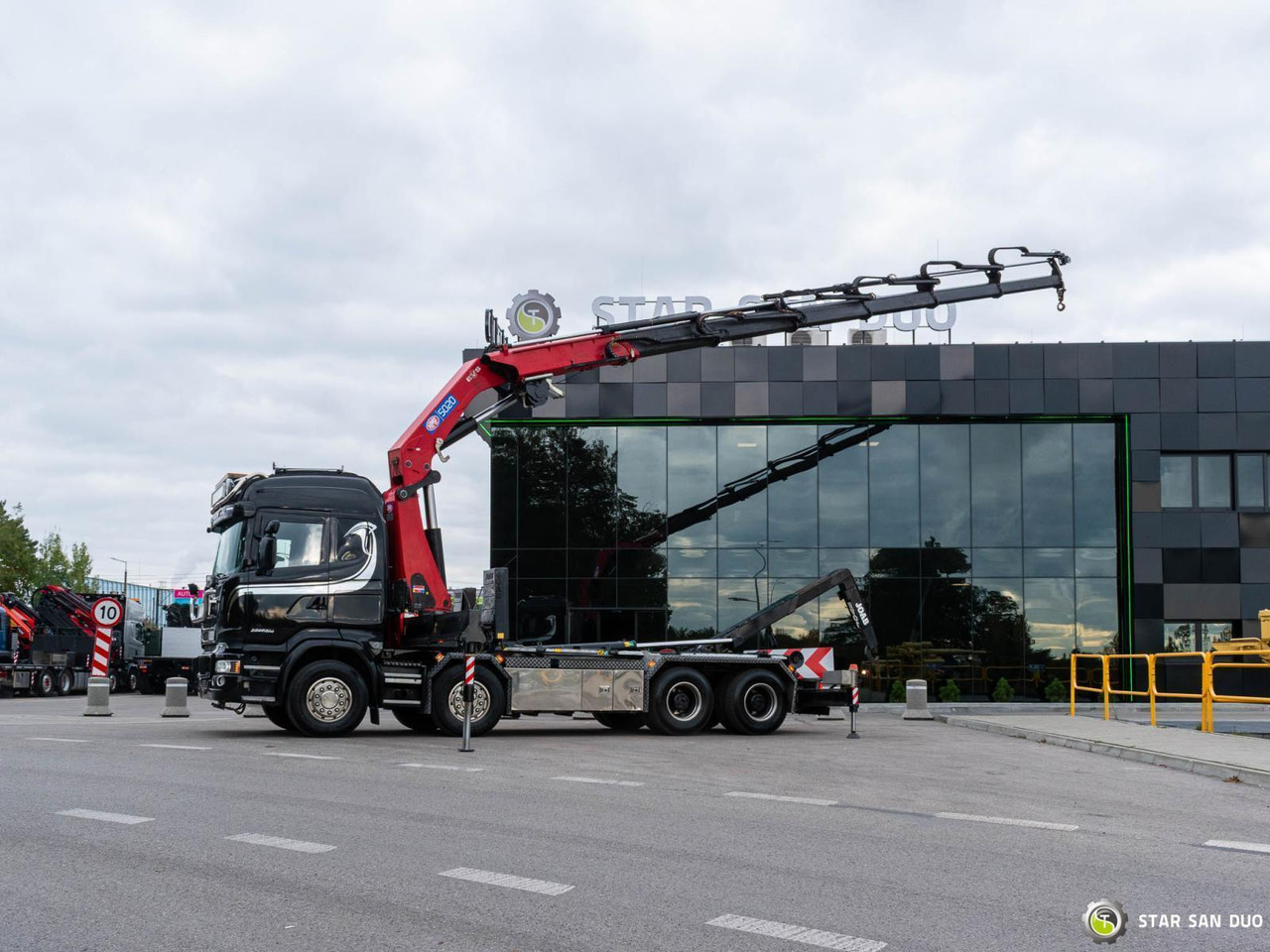 - Camião grua: foto 2 - Camião grua: foto 2