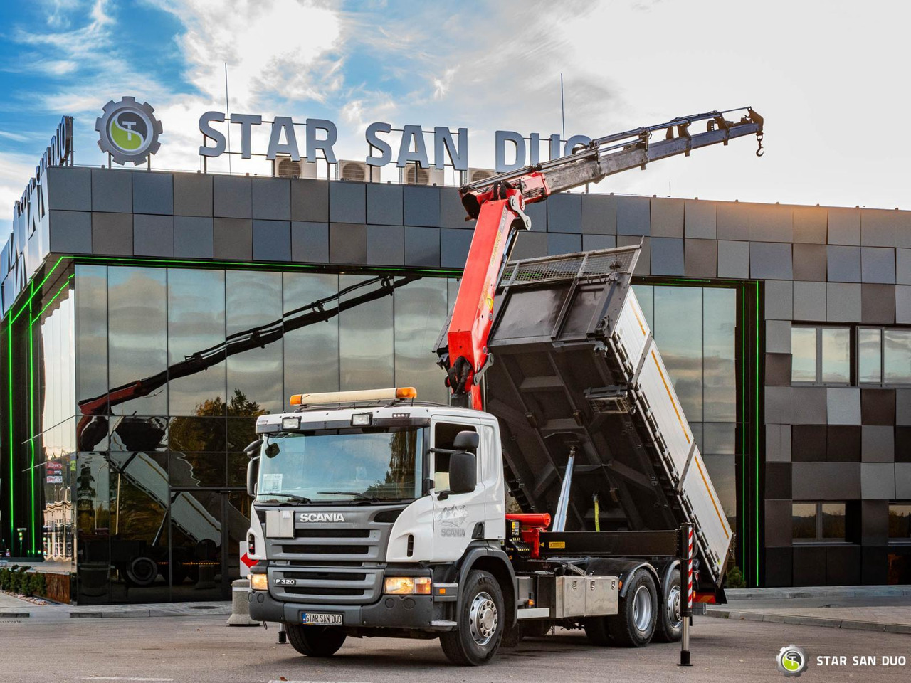 - Camião grua: foto 1 - Camião grua: foto 1