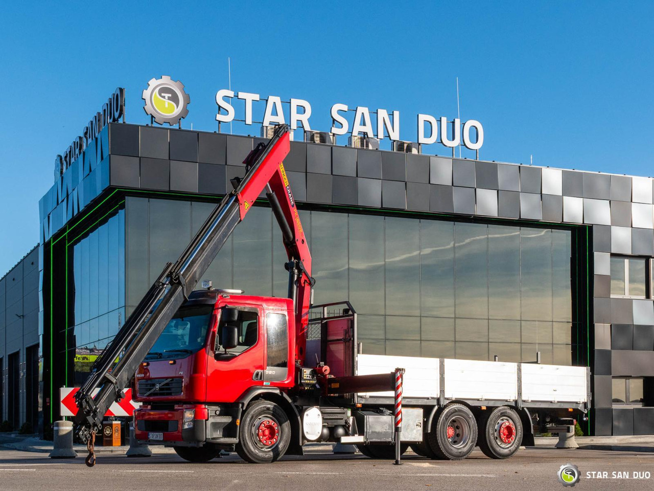- Camião grua: foto 3 - Camião grua: foto 3