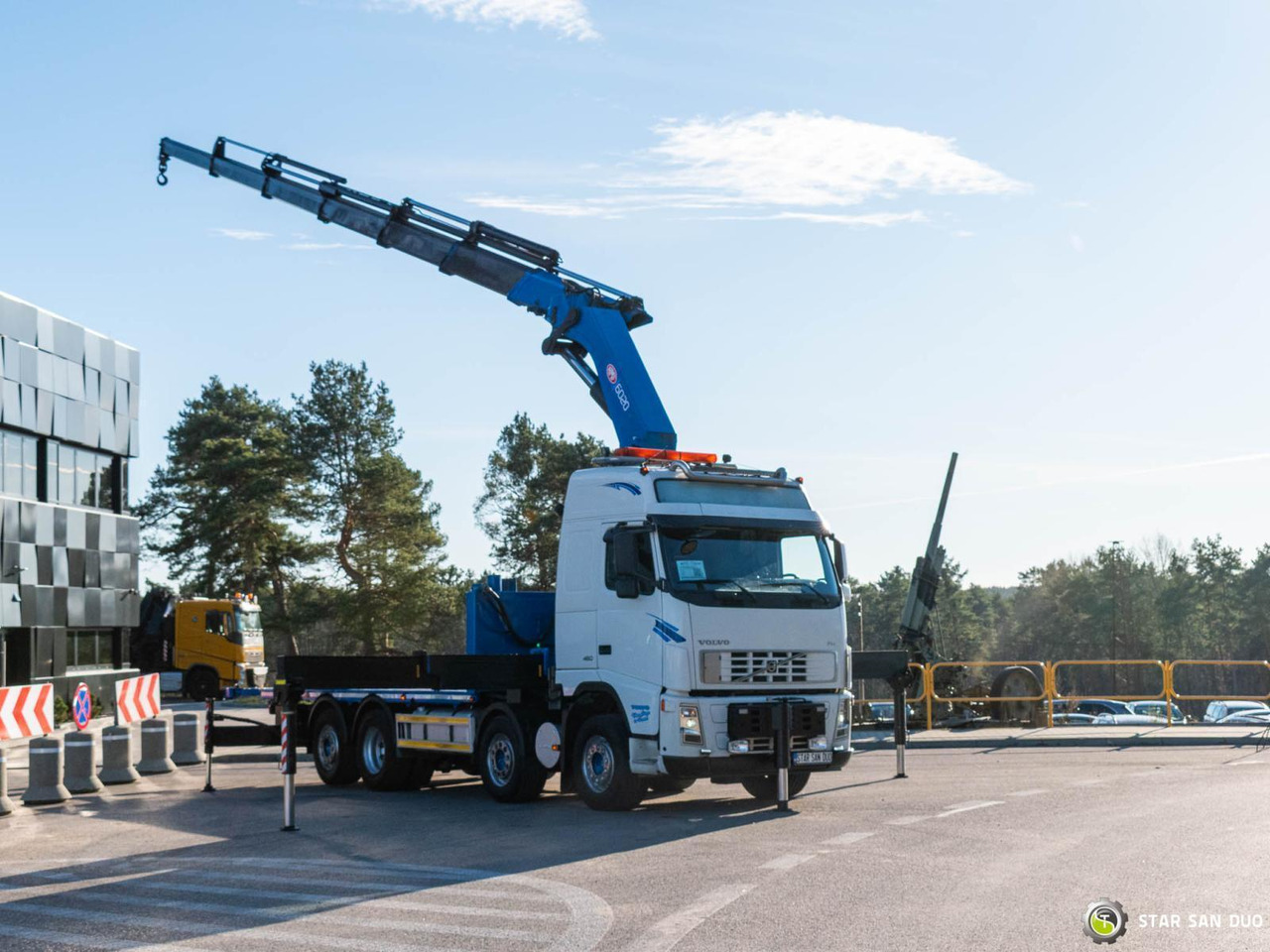 - Camião grua: foto 2 - Camião grua: foto 2