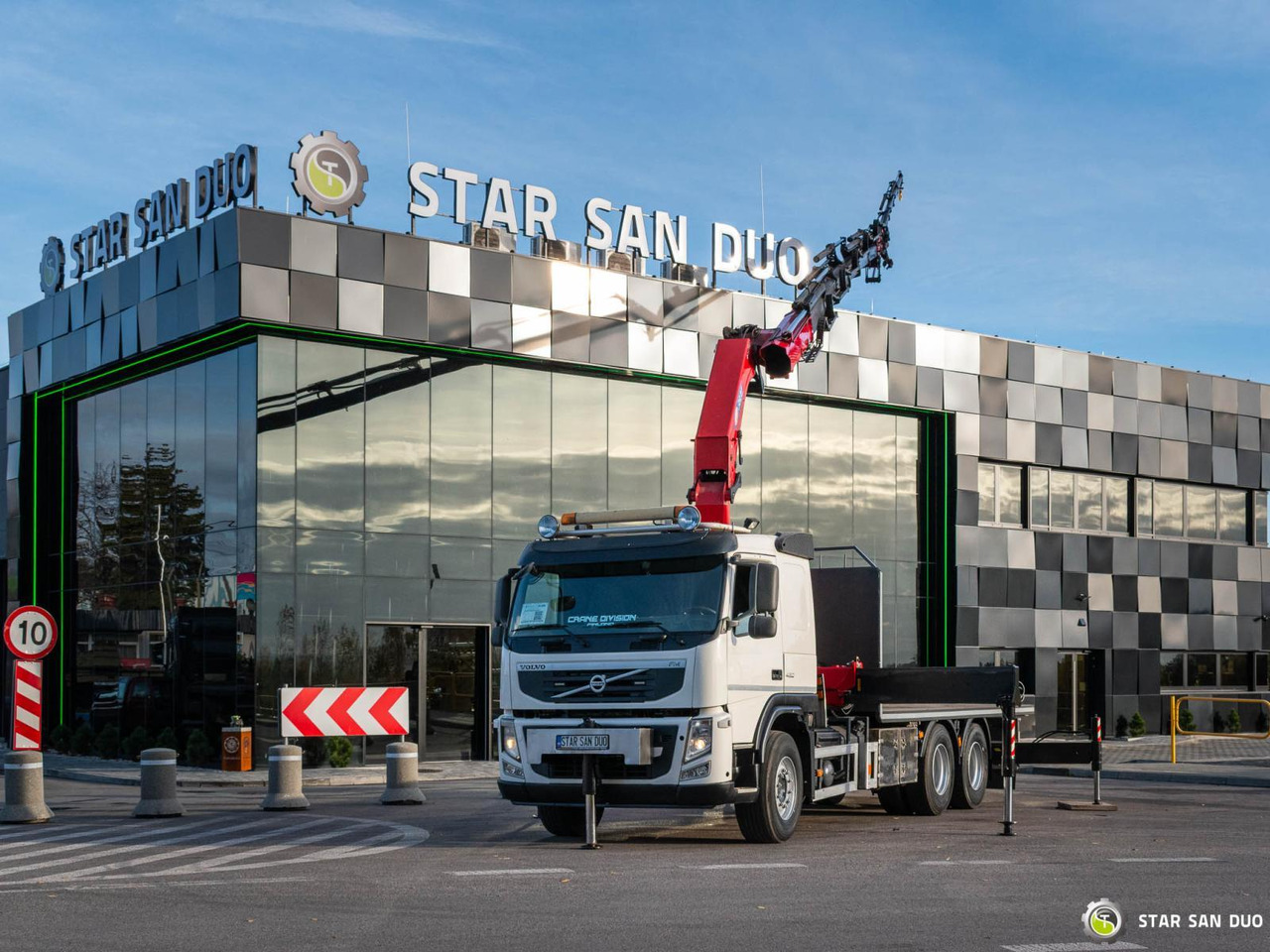 - Camião grua: foto 2 - Camião grua: foto 2